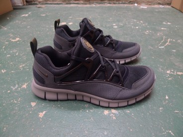 huarache blk 3
